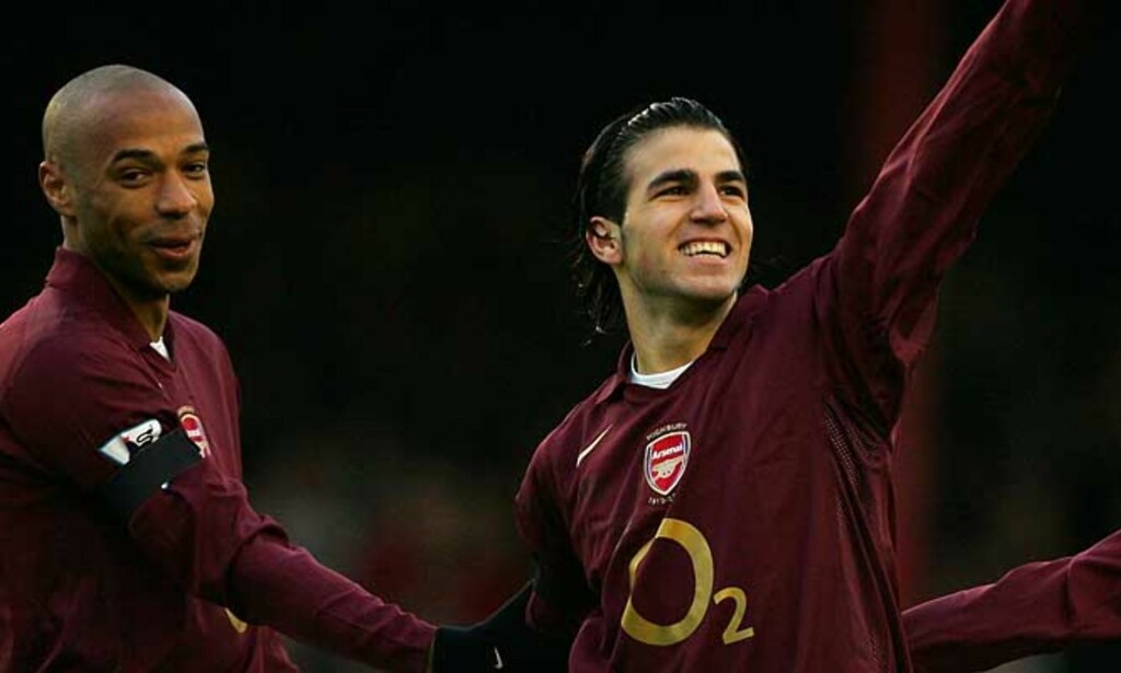 FERGUSONS HÅP: 18 år gamle Cesc Fabregas er Arsenals sikreste pasningslegger, og har jublet mye sammen med Thierry Henry. Sammen med Frank Lampard treffer 18-åringen nest best med pasningene av alle i Premier League. Foto: Javier Garcia/Digitalsport FERGUSONS HÅP: 18 år gamle Cesc Fabregas er Arsenals sikreste pasningslegger, og har jublet mye sammen med Thierry Henry. Sammen med Frank Lampard treffer 18-åringen nest best med pasningene av alle i Premier League. Foto: Javier Garcia/Digitalsport