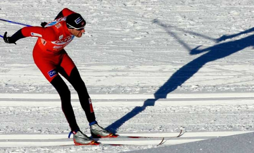 UTVIKLING: I helga viste omsider Odd-Bjørn Hjelmeset OL-form med en saftig stafettetappe. Dermed er også han OL-klar. Foto: Reuters/Sanpix UTVIKLING: I helga viste omsider Odd-Bjørn Hjelmeset OL-form med en saftig stafettetappe. Dermed er også han OL-klar. Foto: Reuters/Sanpix