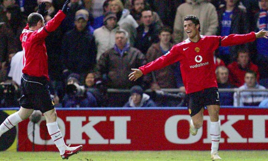 SOLID SEIER: Cristiano Ronaldo (t.h.) feirer sitt andre mål sammen med Wayne Rooney. Foto: Reuters/Scanpix SOLID SEIER: Cristiano Ronaldo (t.h.) feirer sitt andre mål sammen med Wayne Rooney. Foto: Reuters/Scanpix