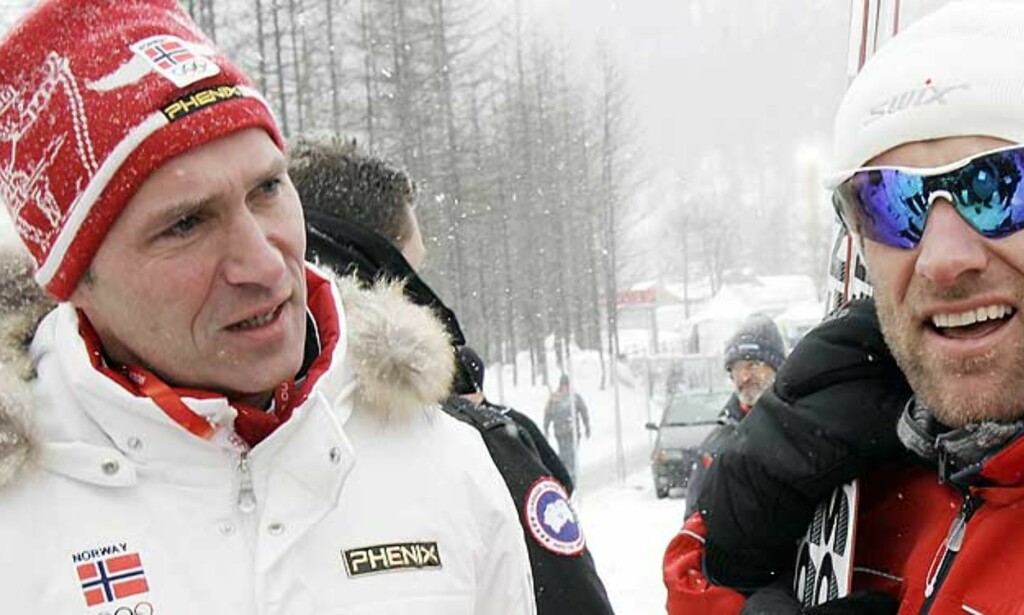 HVEM ER DET MEST SYND PÅ? Statsminister Stoltenberg som ikke fikk juble for norsk gull fra tribuneplass eller Odd-Bjørn Hjelmeset som fikk sin siste OL-konkurranse ødelagt? Foto: Scanpix HVEM ER DET MEST SYND PÅ? Statsminister Stoltenberg som ikke fikk juble for norsk gull fra tribuneplass eller Odd-Bjørn Hjelmeset som fikk sin siste OL-konkurranse ødelagt? Foto: Scanpix