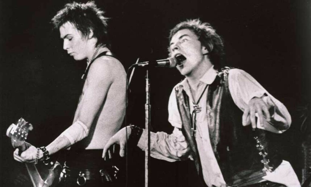 FORNÆRMA: Fem år tok det fra Sex Pistols ble nominert til bandet endelig fikk tre inn i Rock and Roll Hall of Fame. Nå har bandet bestemt at Hall of Fame ikke er verdig deres nærvær. Foto: AP FORNÆRMA: Fem år tok det fra Sex Pistols ble nominert til bandet endelig fikk tre inn i Rock and Roll Hall of Fame. Nå har bandet bestemt at Hall of Fame ikke er verdig deres nærvær. Foto: AP