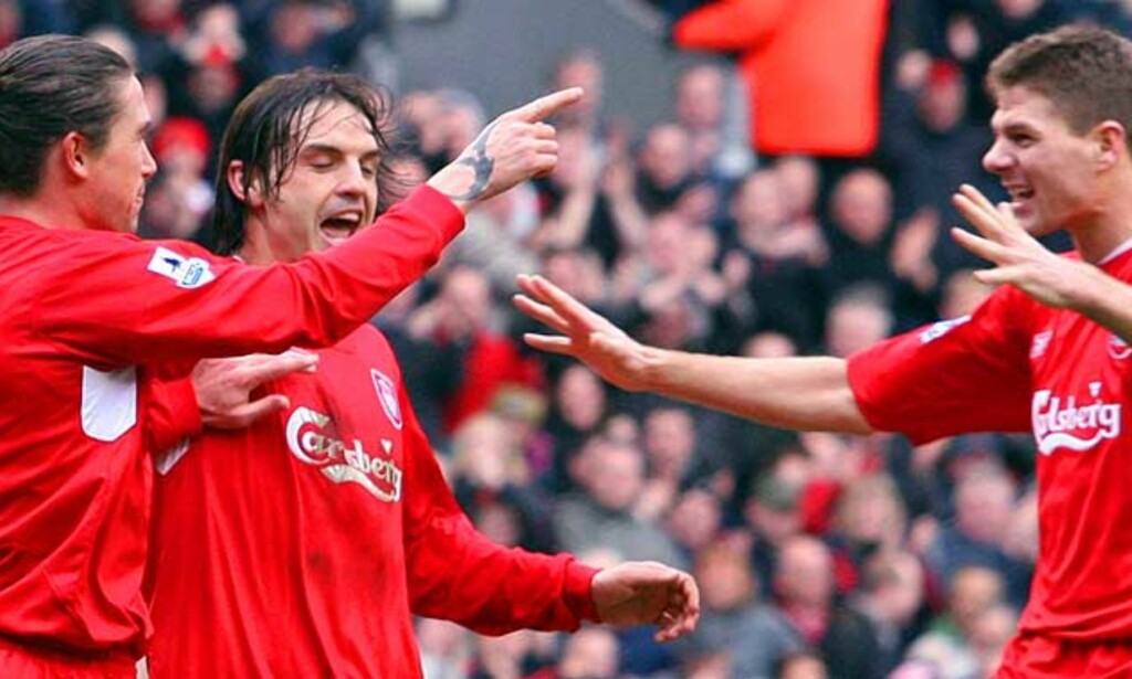 NY 1-0-SEIER: Målscorer Harry Kewell sammen med Fernando Morientes og Steven Gerrard. Foto: REUTERS NY 1-0-SEIER: Målscorer Harry Kewell sammen med Fernando Morientes og Steven Gerrard. Foto: REUTERS