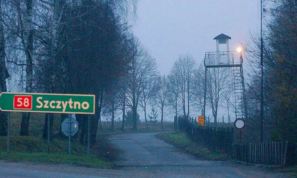 MISTENKELIG: En militærskole utenfor Stare Kiejkuty i Polen er et av stedene som har blitt mistenkt for å bli brukt som hemmelig fengsel for CIA. Foto: Scanpix/AP MISTENKELIG: En militærskole utenfor Stare Kiejkuty i Polen er et av stedene som har blitt mistenkt for å bli brukt som hemmelig fengsel for CIA. Foto: Scanpix/AP