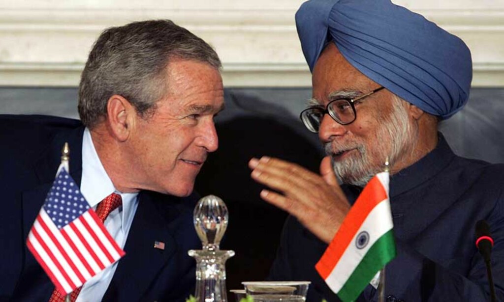 FANT TONEN: USAa president George Bush og Indias statminister Manmohan Singh har felles interesse av gode vennskapsbånd. I dag ble de enige om en avtale om atomenergi. Foto: Scanpix FANT TONEN: USAa president George Bush og Indias statminister Manmohan Singh har felles interesse av gode vennskapsbånd. I dag ble de enige om en avtale om atomenergi. Foto: Scanpix