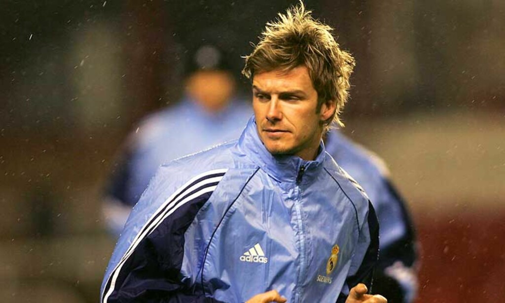 ØNSKET TIL ENGLAND: Arsenal-manager Arsene Wenger vil gjerne ha David Beckham til London. Foto: AP ØNSKET TIL ENGLAND: Arsenal-manager Arsene Wenger vil gjerne ha David Beckham til London. Foto: AP