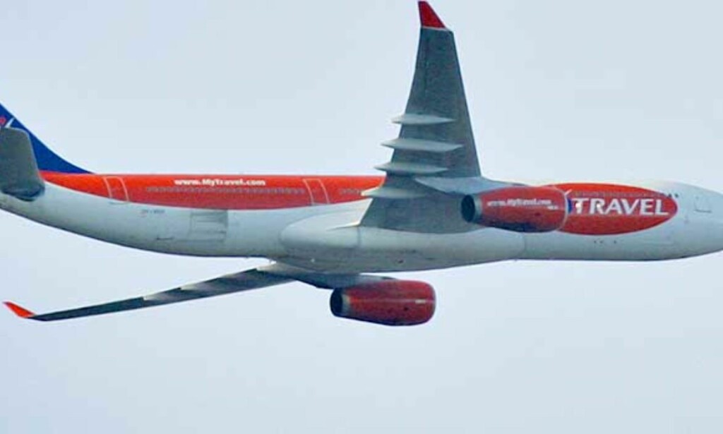GLATT: Det var glatt på rullebanen da Mytravelflyet skled av banen. GLATT: Det var glatt på rullebanen da Mytravelflyet skled av banen.