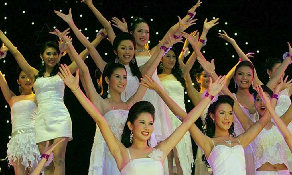 POPULÆRT SHOW: Den thailandske finalen holdes på legendariske Tiffany\'s i Pattaya. Foto: Scanpix POPULÆRT SHOW: Den thailandske finalen holdes på legendariske Tiffany\'s i Pattaya. Foto: Scanpix