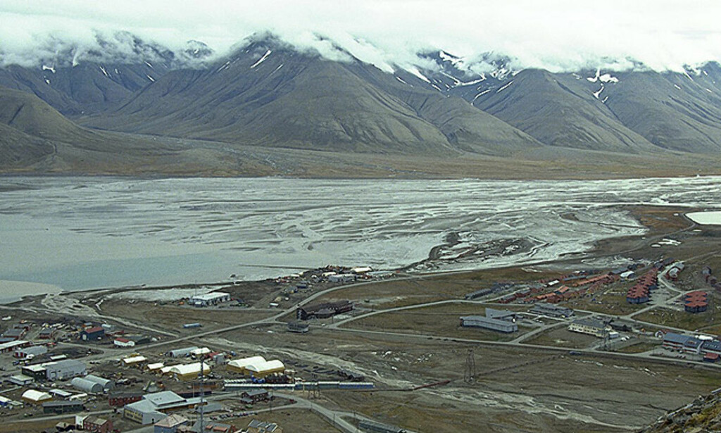 TRYGT KJØLESKAP: Svalbard er valgt som tilholdssted for den kommende genbanken på grunn av den geografiske isolasjonen og permafrosten. Foto: Geir Bølstad TRYGT KJØLESKAP: Svalbard er valgt som tilholdssted for den kommende genbanken på grunn av den geografiske isolasjonen og permafrosten. Foto: Geir Bølstad