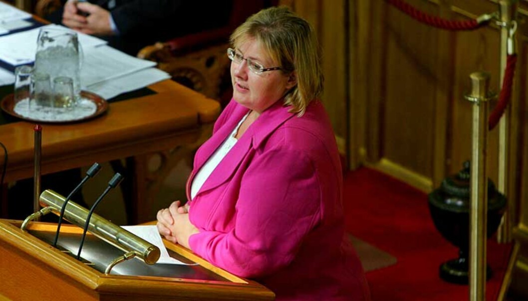 <strong><b>SNAKKER FORTEST:</strong></b> Høyre-leder Erna Solberg. Foto: SCANPIX <strong><b>SNAKKER FORTEST:</strong></b> Høyre-leder Erna Solberg. Foto: SCANPIX
