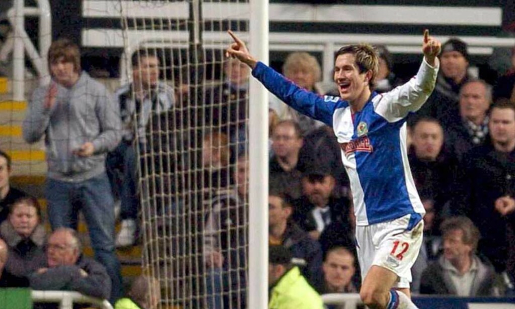FLOTT MÅL: Morten Gamst Pedersen kunne juble over et flott mål, men Blackburn tapte likevel kampen. Foto: RAOL DIXON/EPA/SCANPIX FLOTT MÅL: Morten Gamst Pedersen kunne juble over et flott mål, men Blackburn tapte likevel kampen. Foto: RAOL DIXON/EPA/SCANPIX
