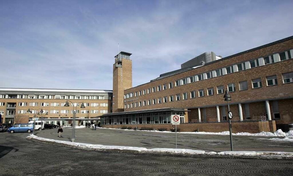 KUNNE BLITT DRAMATISK: Det kunne fått dramatiske konsekvenser da en desinfeksjonsmaskin på intensivavdelingen på Rikshospitalet tok fyr. Foto: Scanpix KUNNE BLITT DRAMATISK: Det kunne fått dramatiske konsekvenser da en desinfeksjonsmaskin på intensivavdelingen på Rikshospitalet tok fyr. Foto: Scanpix