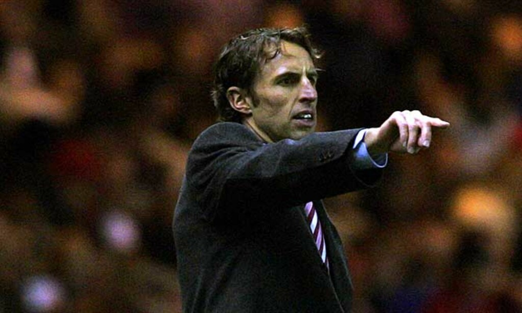 LEVER FARLIG: Med Gareth Southgate bak roret ligger Middlesbrough like over nedrykksstreken, på bedre målforskjell enn West Ham. Mandag kveld ble det nytt tap borte mot Fulham. Foto: AP LEVER FARLIG: Med Gareth Southgate bak roret ligger Middlesbrough like over nedrykksstreken, på bedre målforskjell enn West Ham. Mandag kveld ble det nytt tap borte mot Fulham. Foto: AP