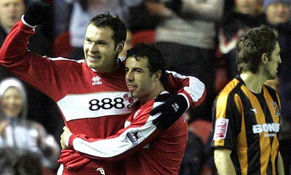 SIKRET SEIEREN: Mark Viduka (t.v.) scoret to for Middlesbrough, som til slutt slo Hull 4-3 i kveld. Foto: AP/Scanpix SIKRET SEIEREN: Mark Viduka (t.v.) scoret to for Middlesbrough, som til slutt slo Hull 4-3 i kveld. Foto: AP/Scanpix
