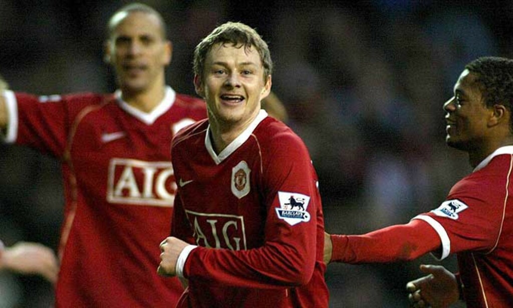SJØLSIKKER: Ole Gunnar Solskjær sier han og lagkameratene har kontroll på nervene, til tross for at de er i forsvarsposisjon foran sesonginnspurten i Premier League. Foto: ANITA MARIC/EPA/SCANPIX SJØLSIKKER: Ole Gunnar Solskjær sier han og lagkameratene har kontroll på nervene, til tross for at de er i forsvarsposisjon foran sesonginnspurten i Premier League. Foto: ANITA MARIC/EPA/SCANPIX