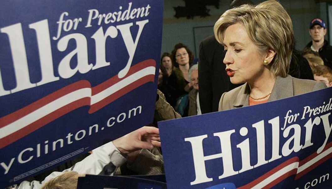 <strong><b>PRESIDENTKANDIDAT:</strong></b> Hillary Clinton krever at tilbaketrekkingen av amerikanske styrker fra Irak innledes innen 90 dager. Clinton håper å bli USAs neste president, men kritiseres for å ha stemt for å gi president Bush autorisasjon for Irak-krigen. Foto: AP <strong><b>PRESIDENTKANDIDAT:</strong></b> Hillary Clinton krever at tilbaketrekkingen av amerikanske styrker fra Irak innledes innen 90 dager. Clinton håper å bli USAs neste president, men kritiseres for å ha stemt for å gi president Bush autorisasjon for Irak-krigen. Foto: AP