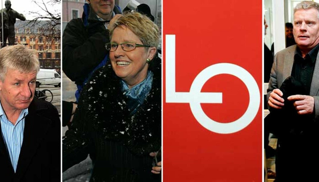 <strong><b>HARDT UT MOT DAVIDSEN:</strong></b> LO-toppene Geir Bjørkli (t.v.) og Turid Lilleheie mener Jan Davidsens forslag om ekstraordinær LO-kongress var lite samlende for fagbevegelsen. Illustrasjon: Scanpix <strong><b>HARDT UT MOT DAVIDSEN:</strong></b> LO-toppene Geir Bjørkli (t.v.) og Turid Lilleheie mener Jan Davidsens forslag om ekstraordinær LO-kongress var lite samlende for fagbevegelsen. Illustrasjon: Scanpix