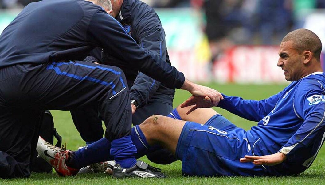 <strong><B>HADDE VONDT:</strong></B> James Vaughan skar grimaser og Everton fryktet det verste, men heldigvis var det en flenge og ikke et beinbrudd. Foto: Jon Super/AP/SCANPIX <strong><B>HADDE VONDT:</strong></B> James Vaughan skar grimaser og Everton fryktet det verste, men heldigvis var det en flenge og ikke et beinbrudd. Foto: Jon Super/AP/SCANPIX