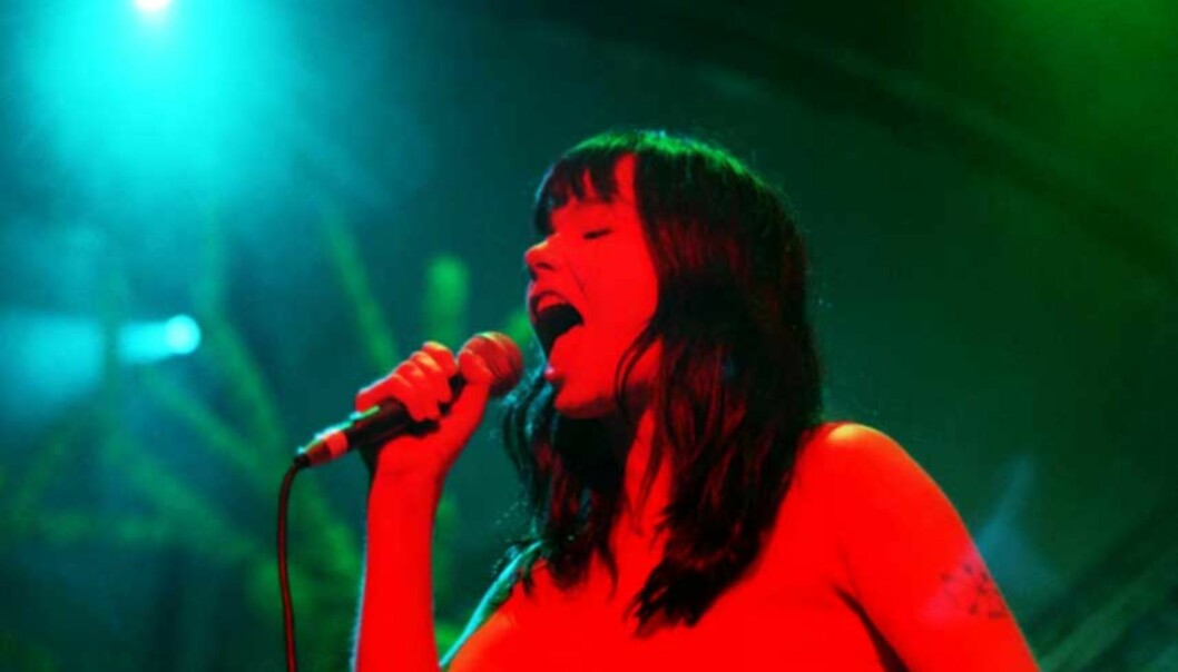 <strong><b>100:</strong></B> Bjørk kommer til Roskilde. I dag fikk hun hundre nye kolleger. Foto: scanpix <strong><b>100:</strong></B> Bjørk kommer til Roskilde. I dag fikk hun hundre nye kolleger. Foto: scanpix