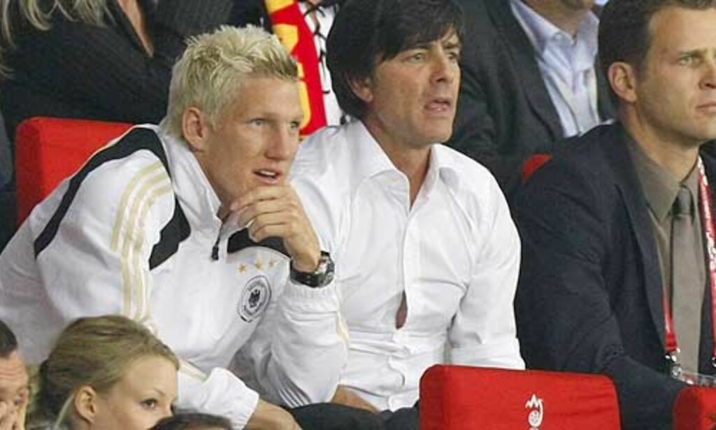 image: Löw må se kvartfinalen fra tribunen image: Löw må se kvartfinalen fra tribunen