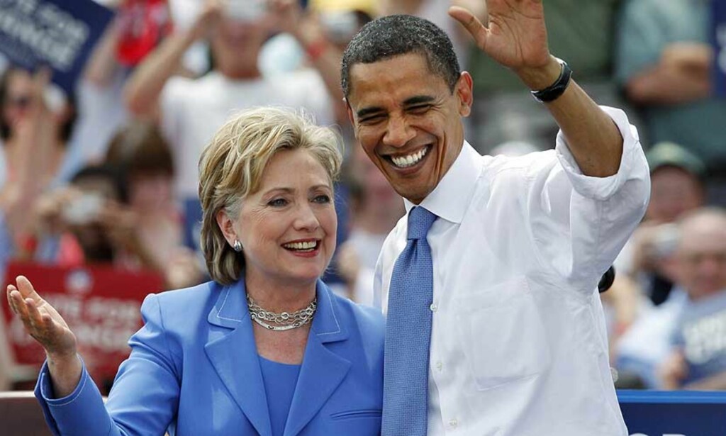 ÉN KANDIDAT, ÉN SAK: Hillary Clinton og Barack Obama på scenen sammen i Unity, New Hampshire. Foto: AP Photo/Elise Amendola/SCANPIX ÉN KANDIDAT, ÉN SAK: Hillary Clinton og Barack Obama på scenen sammen i Unity, New Hampshire. Foto: AP Photo/Elise Amendola/SCANPIX