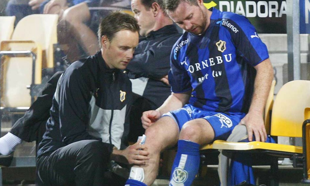 SKADD: Veigar Páll Gunnarsson sliter med en smell i høyre legg, men kommer seg nok - dessverre - i tide til VM-kvalikmøtet med Norge. Foto: LISE ÅSERUD/SCANPIX SKADD: Veigar Páll Gunnarsson sliter med en smell i høyre legg, men kommer seg nok - dessverre - i tide til VM-kvalikmøtet med Norge. Foto: LISE ÅSERUD/SCANPIX
