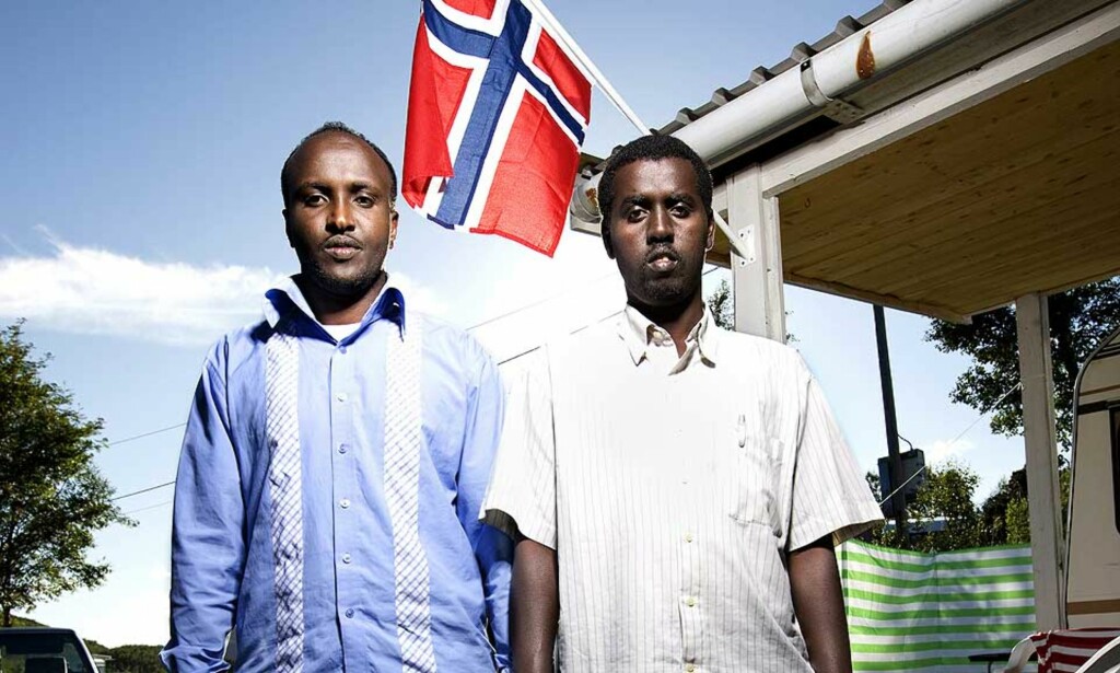 NYE I NORGE: Mohammud (t.v.) og Ahmed ved Lødingen asylmottak. Foto: STIAN ANDERSEN NYE I NORGE: Mohammud (t.v.) og Ahmed ved Lødingen asylmottak. Foto: STIAN ANDERSEN