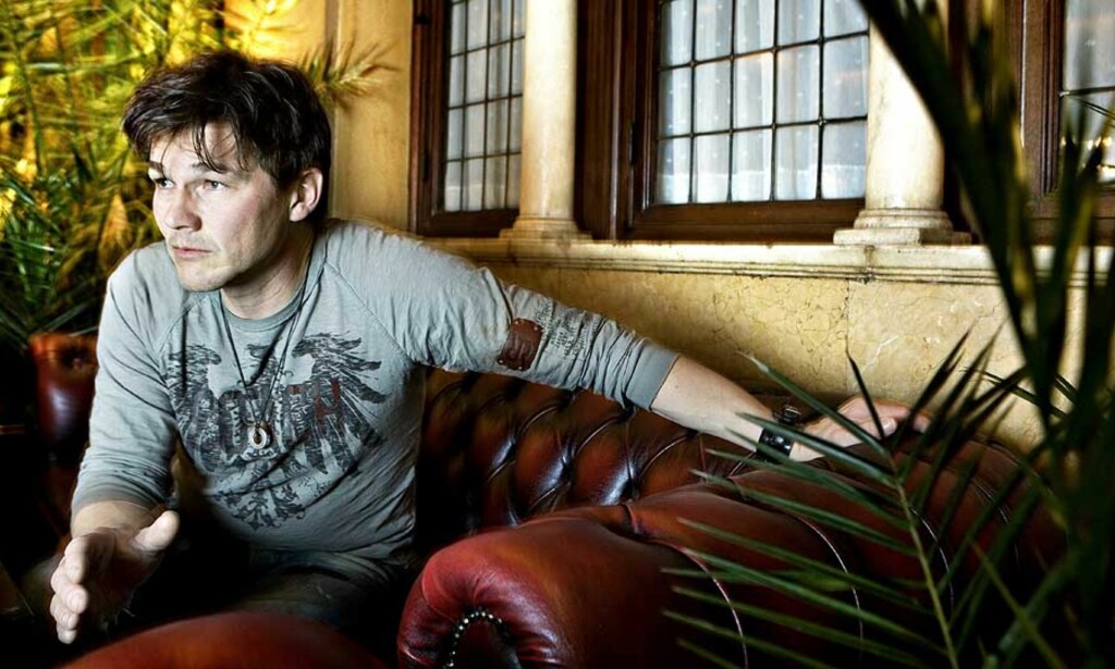 SOLOSLUTT: Morten Harket legger soloprosjektet på is for å satse på a-ha. Det gjør han lurt i, mener P3s musikksjef Håkon Moslet. Foto: NINA HANSEN SOLOSLUTT: Morten Harket legger soloprosjektet på is for å satse på a-ha. Det gjør han lurt i, mener P3s musikksjef Håkon Moslet. Foto: NINA HANSEN