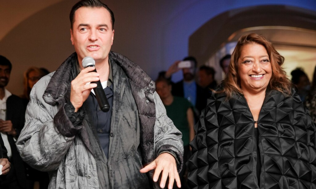PATRIK OG ZAHA: Da Zaha Hadid døde i mars, rykket Patrik Schumacher opp til sjefsposisjonen i verdens mest etterspurte arkitektkontor. Foto: Angela Pham / BFA PATRIK OG ZAHA: Da Zaha Hadid døde i mars, rykket Patrik Schumacher opp til sjefsposisjonen i verdens mest etterspurte arkitektkontor. Foto: Angela Pham / BFA