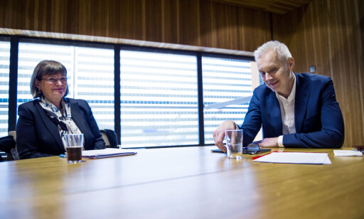 NY TOPPSJEF: Styreleder i Operaen, Anne Carine Tanum, presenterte i går den nye administrerende direktøren, Geir Bergkastet, som har lang erfaring med å lede kulturinstitusjoner. NY TOPPSJEF: Styreleder i Operaen, Anne Carine Tanum, presenterte i går den nye administrerende direktøren, Geir Bergkastet, som har lang erfaring med å lede kulturinstitusjoner.