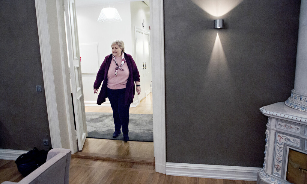 IKKE JULEAMNESTI: Statsminister Erna Solberg avviser stopp i utsending av asylsøkere. Hun mener det er viktig for det norske samfunnets bærekraft framover at asylsøkere uten beskyttelsesbehov blir sendt ut snarest mulig, og mener biskoper og andre som krever stans i utsendinger må tenke gjennom sitt budskap. Foto: Frank Karlsen / Dagbladet IKKE JULEAMNESTI: Statsminister Erna Solberg avviser stopp i utsending av asylsøkere. Hun mener det er viktig for det norske samfunnets bærekraft framover at asylsøkere uten beskyttelsesbehov blir sendt ut snarest mulig, og mener biskoper og andre som krever stans i utsendinger må tenke gjennom sitt budskap. Foto: Frank Karlsen / Dagbladet