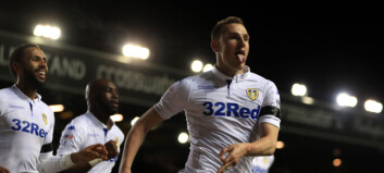 Leeds nærmer seg toppen etter seier mot rivalen Derby Leeds nærmer seg toppen etter seier mot rivalen Derby