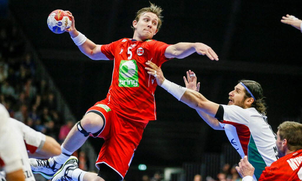 STOR STJERNE: Sander Sagosen er i ferd med å oppnå internasjonal stjernestatus. Her herjer han med det ungarske forsvaret i kvartfinalen i VM i Frankrike. Foto: NTB Scanpix STOR STJERNE: Sander Sagosen er i ferd med å oppnå internasjonal stjernestatus. Her herjer han med det ungarske forsvaret i kvartfinalen i VM i Frankrike. Foto: NTB Scanpix