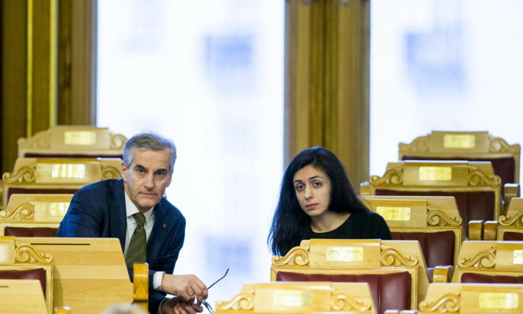 ARBEIDERPARTIET: Ap-leder Jonas Gahr Støre og Hadia Tajik (Ap) under en spørretime i Stortinget i fjor. Foto: Vegard Wivestad Grøtt / NTB scanpix