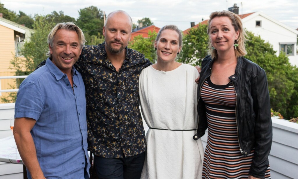 VEL BEKOMME: Eks-fotballspiller Mini Jacobsen, skuespiller Hallvard Holmen, kickbokserproff Thea Næss og skuespiller Marit Adelaide Andreassen. FOTO: TVNorge VEL BEKOMME: Eks-fotballspiller Mini Jacobsen, skuespiller Hallvard Holmen, kickbokserproff Thea Næss og skuespiller Marit Adelaide Andreassen. FOTO: TVNorge