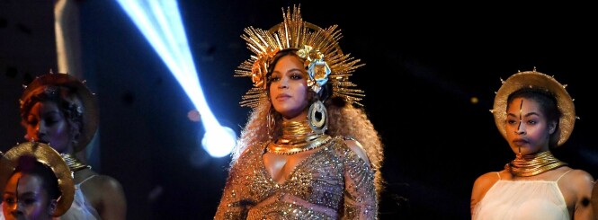 Beyoncé nevnte Det hvite hus i subtil politisk takketale under Grammy-utdelingen Beyoncé nevnte Det hvite hus i subtil politisk takketale under Grammy-utdelingen