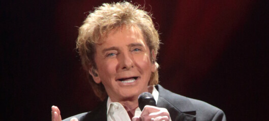 Barry Manilow kommer ut av skapet som 73-åring: - Har vært redd for å skuffe fansen Barry Manilow kommer ut av skapet som 73-åring: - Har vært redd for å skuffe fansen