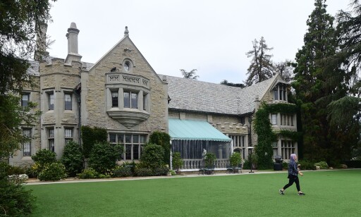 PLAYBOY MANSION: Det berømte herskapshuset Playboy Mansion i Los Angeles hvor Hugh Hefner bodde. Foto: AFP PHOTO / FREDERIC J. BROWN PLAYBOY MANSION: Det berømte herskapshuset Playboy Mansion i Los Angeles hvor Hugh Hefner bodde. Foto: AFP PHOTO / FREDERIC J. BROWN