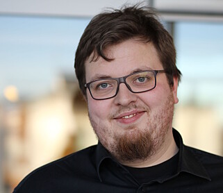 KRITISK: Kommunikasjonssjef Adrian Lorentsson i Mental Helse Ungdom. Foto: Mental Helse Ungdom KRITISK: Kommunikasjonssjef Adrian Lorentsson i Mental Helse Ungdom. Foto: Mental Helse Ungdom