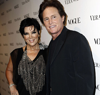 EKS-KONA: Caitlyn Jenner var gift med Kris Jenner fra 1991 til 2015. Sammen har de døtrene Kendall og Kylie. Her avbildet i 2010. Foto: NTB Scanpix EKS-KONA: Caitlyn Jenner var gift med Kris Jenner fra 1991 til 2015. Sammen har de døtrene Kendall og Kylie. Her avbildet i 2010. Foto: NTB Scanpix