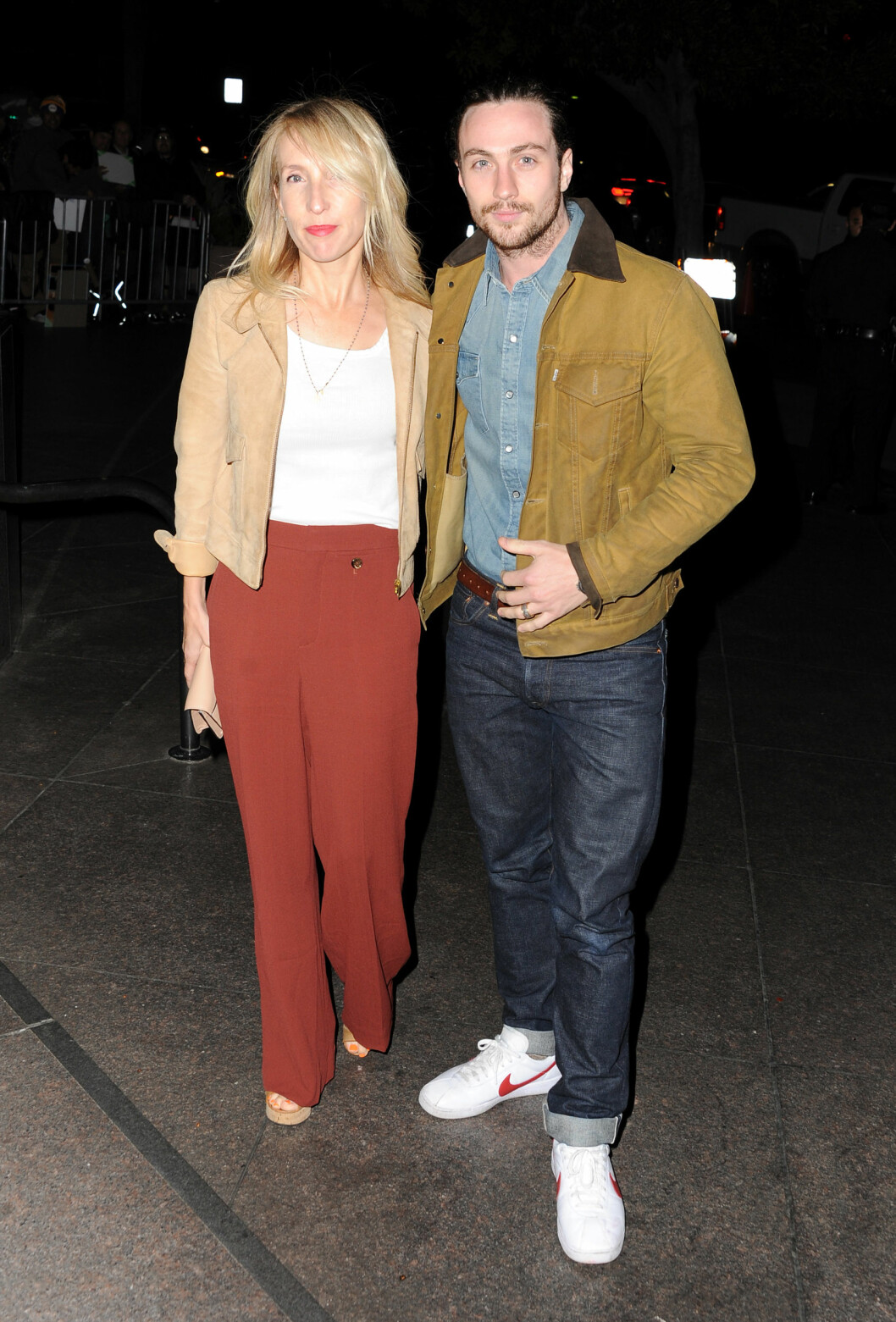 24 ÅRS FORSKJELL: Fifty Shades of Grey-filmskaper Sam Taylor-Johnson (48) er nøyaktig dobbelt så gammel som ektemannen Aaron Taylor-Johnson (28). De giftet seg i 2012. Foto: NTB Scanpix 24 ÅRS FORSKJELL: Fifty Shades of Grey-filmskaper Sam Taylor-Johnson (48) er nøyaktig dobbelt så gammel som ektemannen Aaron Taylor-Johnson (28). De giftet seg i 2012. Foto: NTB Scanpix