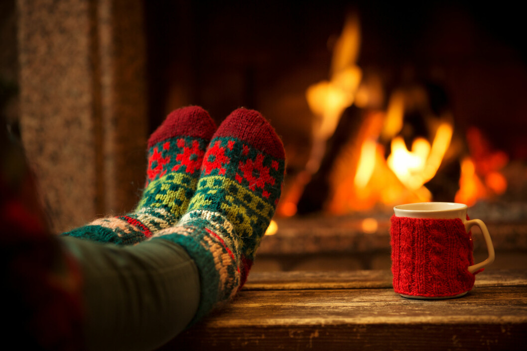 ALENE PÅ JULAFTEN: «For jeg har spist julemiddagen min alene før, jeg. Og hjem til jul har jeg ikke reist på over 15 år. Du vet, det ble bare slik» skriver Happymom-blogger Laila Madsö. I denne kommentaren hyller hun alle som skal være alene på julaften. Foto: Shutterstock / AlexMaster ALENE PÅ JULAFTEN: «For jeg har spist julemiddagen min alene før, jeg. Og hjem til jul har jeg ikke reist på over 15 år. Du vet, det ble bare slik» skriver Happymom-blogger Laila Madsö. I denne kommentaren hyller hun alle som skal være alene på julaften. Foto: Shutterstock / AlexMaster