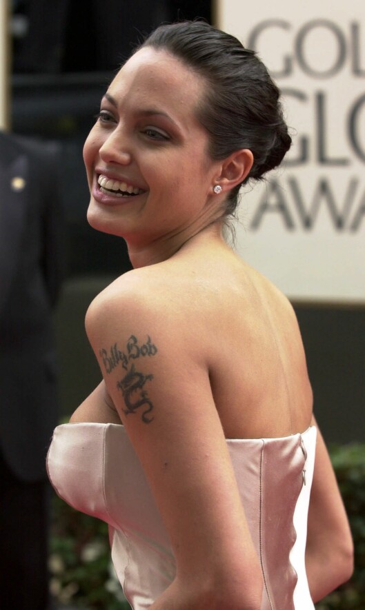 FJERNET MINNET: Fra 2000 til 2003 var Angelina Jolie gift med Billy Bob Thorton. Foto: AP FJERNET MINNET: Fra 2000 til 2003 var Angelina Jolie gift med Billy Bob Thorton. Foto: AP