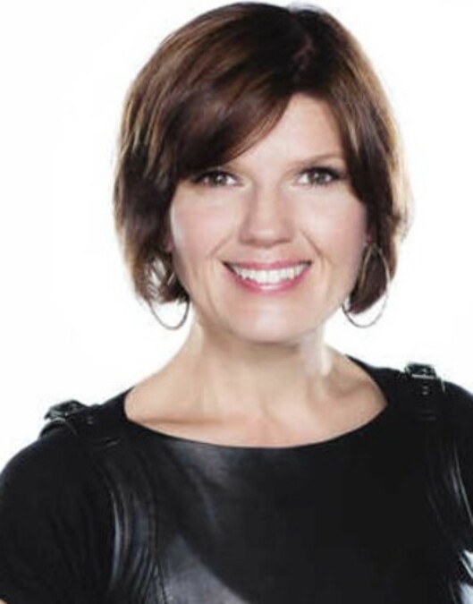 SIER SEG ENIG: Make-up artist Tone Vid Skipà kan gjerne benytte seg av microfiberprodukter. Hun anbefaler likvel alle å rense godt med gode renseprodukter hver kveld. Foto: Astrid Waller SIER SEG ENIG: Make-up artist Tone Vid Skipà kan gjerne benytte seg av microfiberprodukter. Hun anbefaler likvel alle å rense godt med gode renseprodukter hver kveld. Foto: Astrid Waller