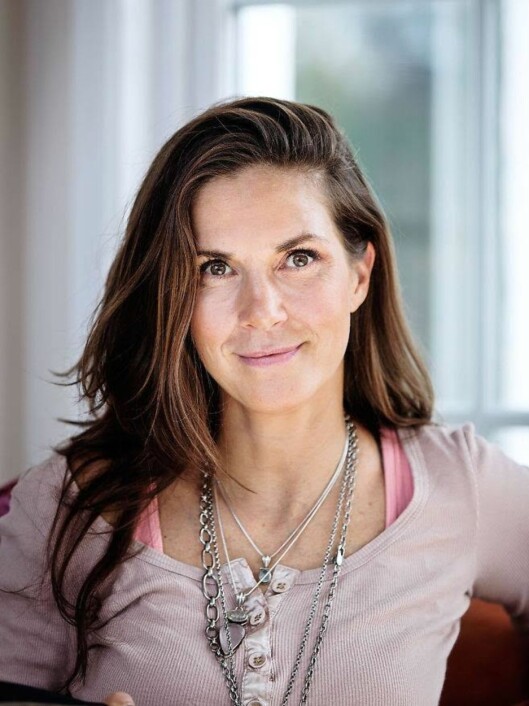 VÆR LOJAL: Bianca Schmidt, sexolog og gestaltterapeut, som understreker viktigheten med å være lojal mot paret og høre med dem om hvilke ønsker de har i den tunge perioden. Foto: Privat VÆR LOJAL: Bianca Schmidt, sexolog og gestaltterapeut, som understreker viktigheten med å være lojal mot paret og høre med dem om hvilke ønsker de har i den tunge perioden. Foto: Privat
