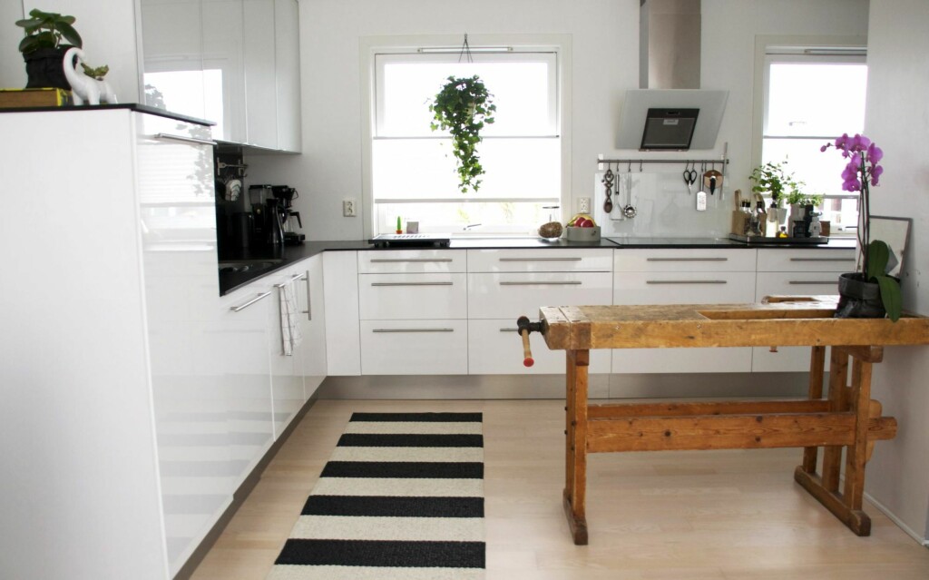 Interiør dette huset var i 80 tallsstil fra innerst til ytterst ...