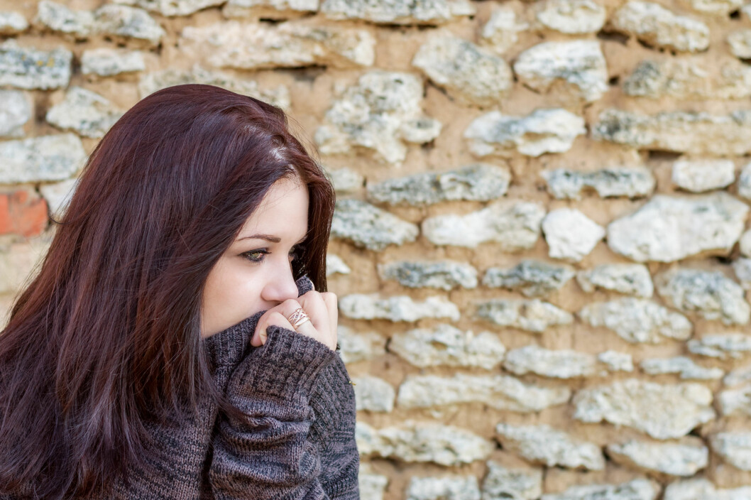 ET TEGN: Bak denne følelsen av sjalusi ligger det ofte en manglende selvfølelse, en redsel for å ikke være bra nok. Foto: Shutterstock / I wave ET TEGN: Bak denne følelsen av sjalusi ligger det ofte en manglende selvfølelse, en redsel for å ikke være bra nok. Foto: Shutterstock / I wave