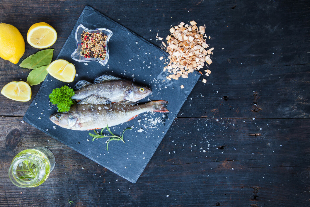 NAM: Stikk ned på Bondens marked på Fisketorget i Bergen i helgen, og finn ingredienser til et deilig fiskemåltid du kan servere venner og familie! Foto: NTB Scanpix NAM: Stikk ned på Bondens marked på Fisketorget i Bergen i helgen, og finn ingredienser til et deilig fiskemåltid du kan servere venner og familie! Foto: NTB Scanpix