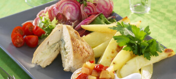 #Kyllingtorsdag: Ostefylt kylling med eplechutney #Kyllingtorsdag: Ostefylt kylling med eplechutney