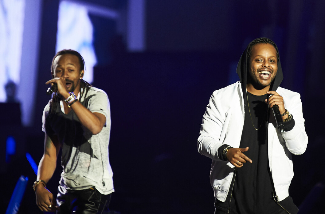 MADCON: Den hotte hip hop-duoen skal lage liv på Studentersamfundet fredag kveld. Her fra en konsert i Madrid i Spania i fjor. Foto: NTB Scanpix MADCON: Den hotte hip hop-duoen skal lage liv på Studentersamfundet fredag kveld. Her fra en konsert i Madrid i Spania i fjor. Foto: NTB Scanpix