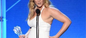 Amy Schumer fikk publikum til å vri seg i latter Amy Schumer fikk publikum til å vri seg i latter
